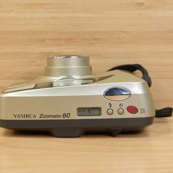Vintage Yashica Zoomate 80 35 mm Point‑and‑Shoot Film Camera / Tested & Working - Picture 4 of 8